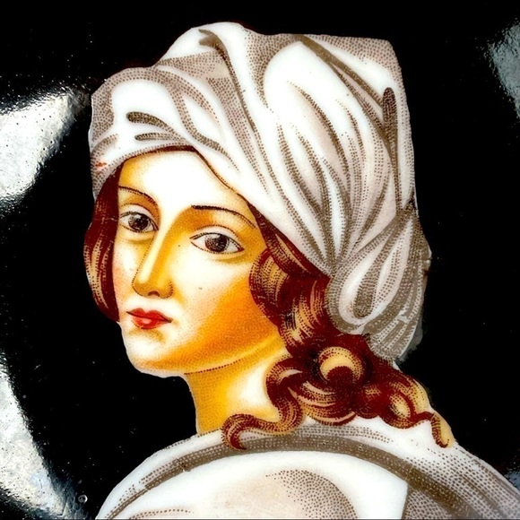 s.g.k. China, set of 2 small portrait plates, made in occupied Japan - Picture 5 of 6